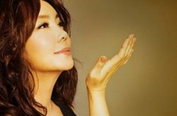 台湾歌手辛晓琪结婚没？ 回顾七段刻骨铭心的感情 