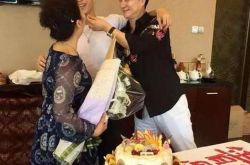 范丞丞是成龙的儿子吗？ 十七岁丞丞近照曝光 