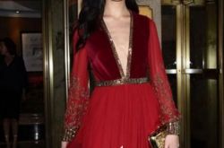 陈冠希为爱手撕志玲姐姐 王思聪点赞秦舒培 