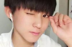 王俊凯撞脸王嘉艺图片 相似度百分之99引网友惊呼不敢相信 