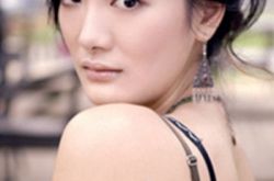 于震电视作品大全 与老婆辛月北京低调完婚 