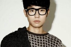 李行亮女儿显淡定　阔别十年再现学生亮 