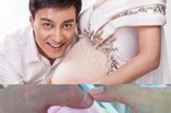 陶昕然宣布生女 安小主晒宝宝腳丫照比心 