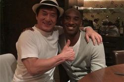 科比和成龙谁更有钱？ 篮球高手被网友调侃为心机boy 