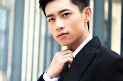 网扒魏晨家庭资料 “快男”魏晨成了“妻管严” 