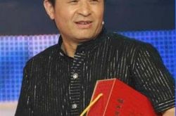 毕福剑现在老婆周彦宏照片流出 离婚的真实内幕难道是劈腿 