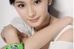 杨幂刚出道时的扮相曝光 女神年轻时候的照片也这么青涩 