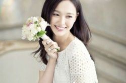 唐嫣杨颖撞衫显尴尬    女神撞衫颜美不如腿美 