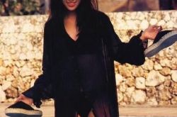 酒井法子近期照片曝光 美艳秒杀众人 