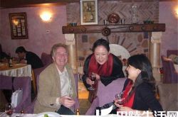 斯琴高娃女儿孙丹不爱演戏爱餐馆 没走上艺术道路 