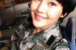 特种兵之火凤凰郭艳性感    “特种兵”也有魔鬼身材 