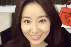 林心如赵薇接吻照曝光 留言：这就是爱 