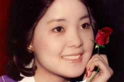 我只在乎你邓丽君歌曲经典回味 一代歌后最爱的男人竟是他？ 