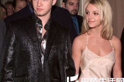 小甜甜布兰妮贾斯汀再次相逢 两人故意迟到同场不相见 