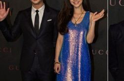 金秀贤看baby胸 大赞她