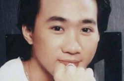 黄家驹歌曲串烧追忆经典 男神素颜照360无死角 