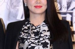 欣赏李湘近照2016图片 请辞深圳卫视发微博承认调岗 