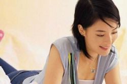 李茏怡图片吸人眼球 近日加盟星皓做师妹 