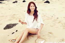 林允儿在海滩的图片清新脱俗受人喜欢 伪素颜扑倒李易峰 