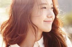 林允儿写真集图片集锦 优雅干练尽显完美身材 