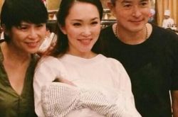 范文芳李铭顺综艺大方示爱 宝宝呆萌可爱 