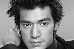 金城武惨遭黑道毁容 只因金城武神秘的家庭背景引起的