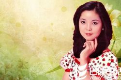 中国第一位能开十万人演唱会的女星 女神邓丽君 