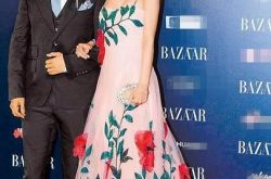 黄晓明baby接吻照全集 教主劝杨颖停工安胎 