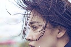 阚清子草原写真集锦 眼神妩媚别样性感 