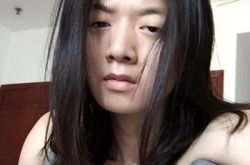 霍尊微博更新 晒术后照脸色苍白憔悴不堪 