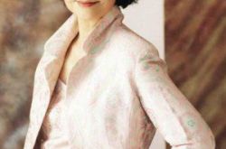 归亚蕾老公死了纯属谣言 人家好着呢！