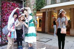 网曝selina被赶出家门 好友hebe近日曝光率极高 