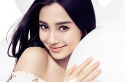 baby撞脸黄晓明是真的吗 迪士尼乐园是两人爱情的见证 