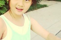 黄磊女儿忆慈微博互动忙不停 多多搞怪回应被称“小千颂伊” 