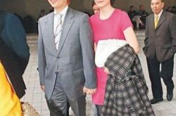 不雅照女主角陈文媛近况安好 将于日内返港 