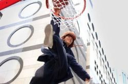 周杰伦将拍功夫篮球电影 灌篮砸千万美金保票房 