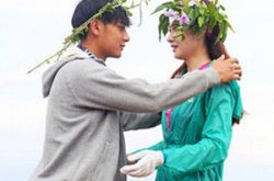 关于黄子韬的照片大流放 节目中多次索吻熊黛林未果 