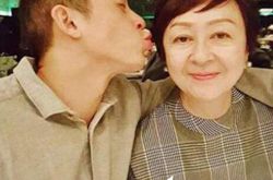 陈冠希的父母图片曝光 被曝父亲同性恋姐姐吸毒 