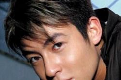 陈冠希晒近照苍老许多 818曾经鲜肉时期的各种帅照 