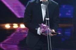 第23届首尔颁奖典礼火热开幕 EXO获大奖三冠王 