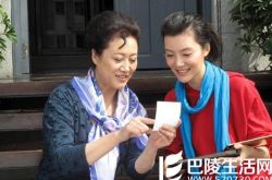 车晓母亲图片曝光 曾逼20岁女儿相亲引热议 