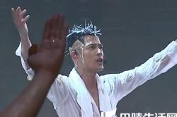 郭富城舞林正传演唱会隆重上演 造型独领时尚 