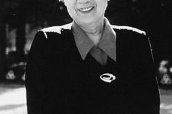 老一辈电影演员于蓝简介 揭其与丈夫田方的革命爱情 