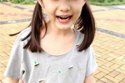 纪姿含私生活照流出 小仙女般的她有着爱笑的眼睛 