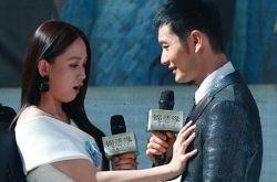 黄晓明吻戏大全盘点 教主“壁咚”陈乔恩遭袭胸 