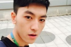 李泽鹏央视90后帅气男主播走红 网友：为他早起看新闻 