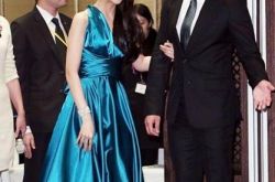 林依晨订婚宴相片阵容豪华 男方曝求婚细节 