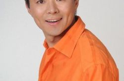 听非常星发布王宏伟新歌 了解一代歌唱家成长之路 