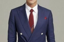 林更新袁弘郭晓婷解约不断 证唐人的影视经纪模式是种错误 