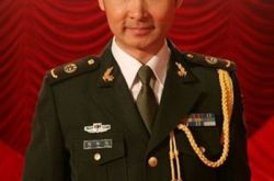 天下父母刘和刚青年歌唱家 为“最美父亲”放歌 